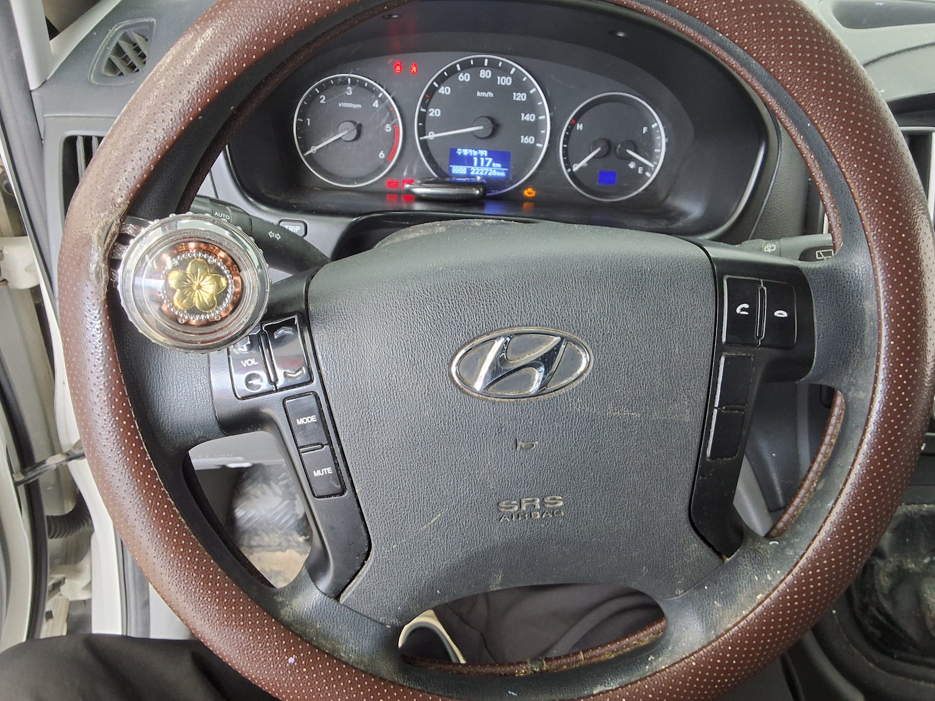 2019 - hyundai grand starex