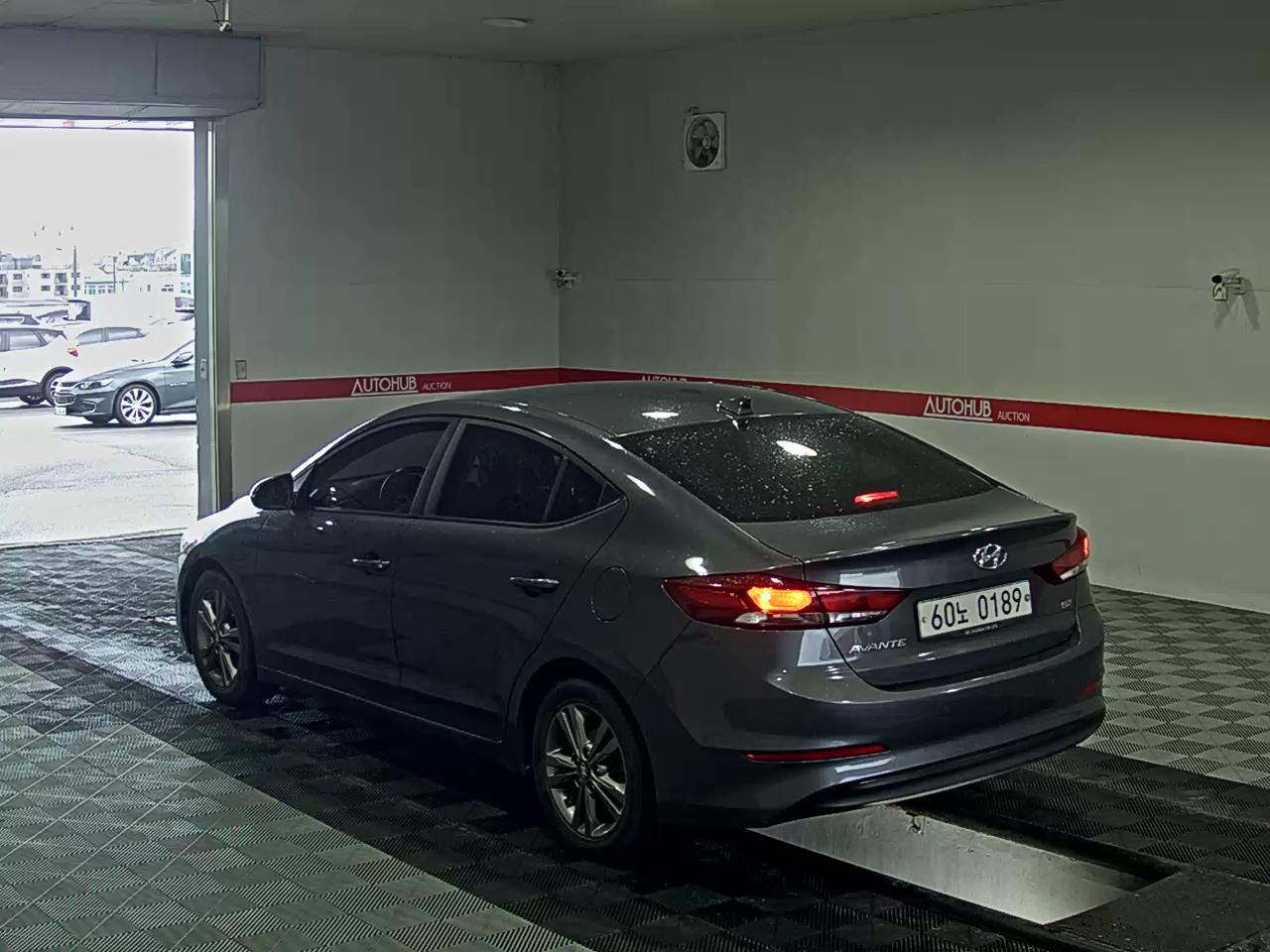 2016 - hyundai avante
