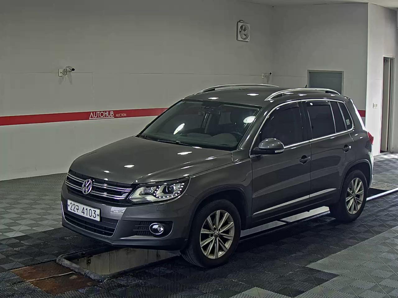 2015 - volkswagen tiguan