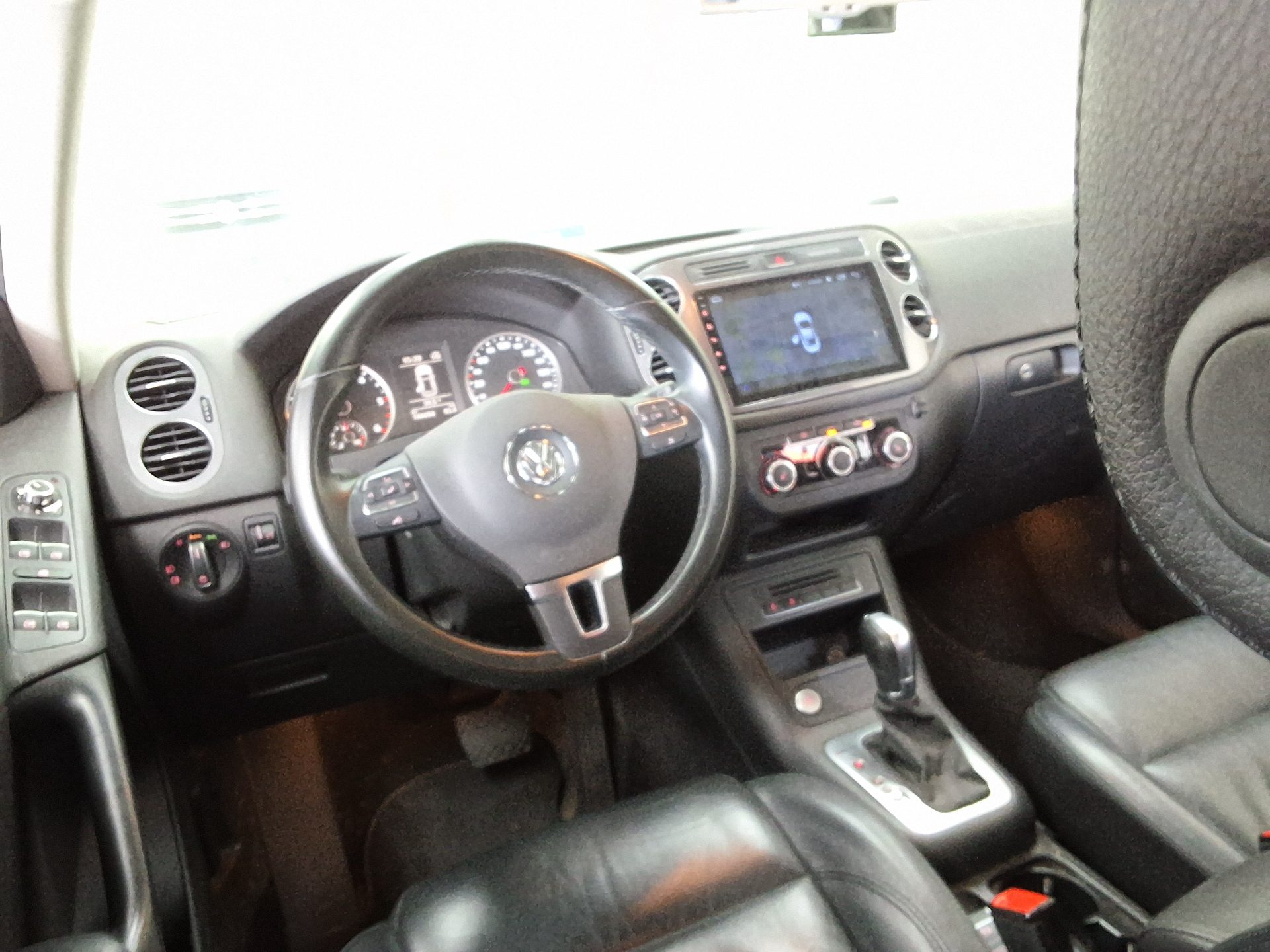 2015 - volkswagen tiguan