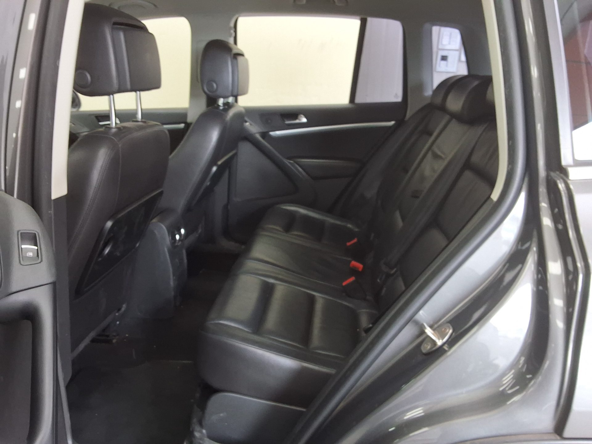 2015 - volkswagen tiguan
