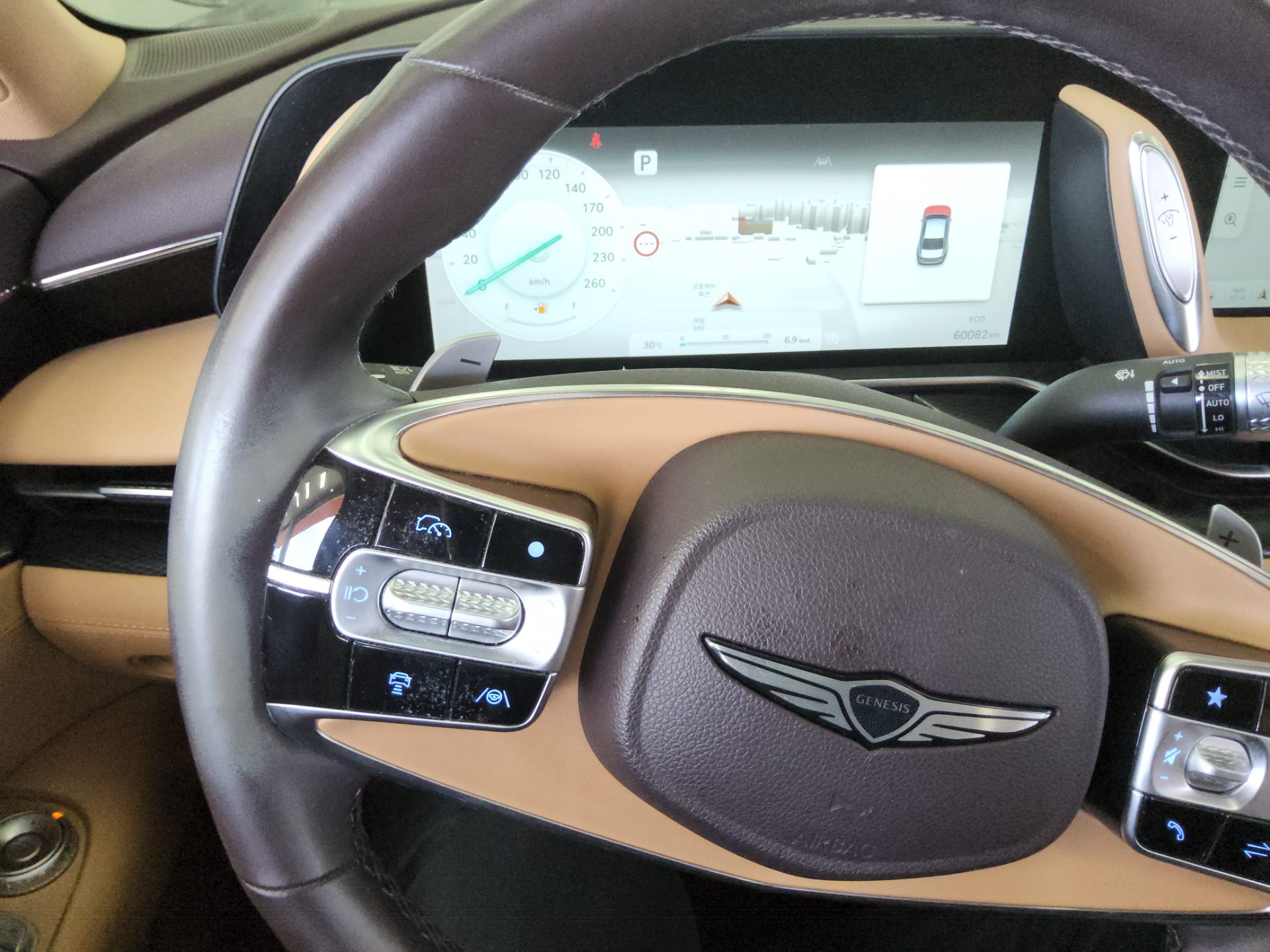 جينيسيس G90 2023 — صورة 10