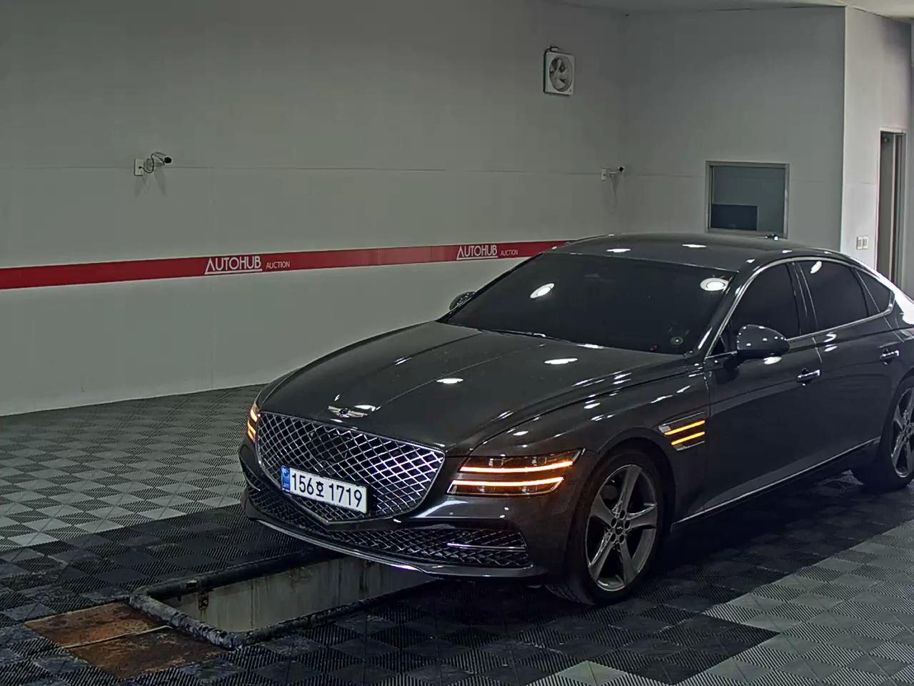 2021 - genesis g80