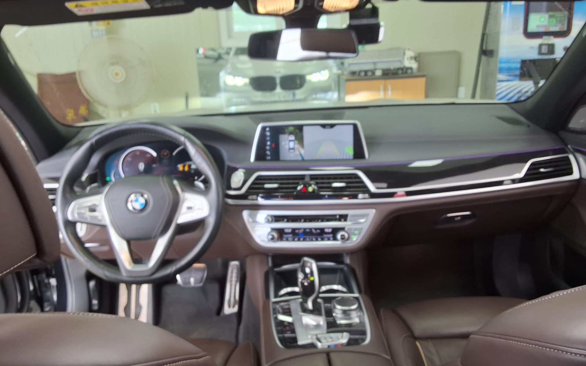 2018 - bmw m7