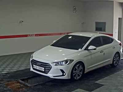HYUNDAI AVANTE GDi