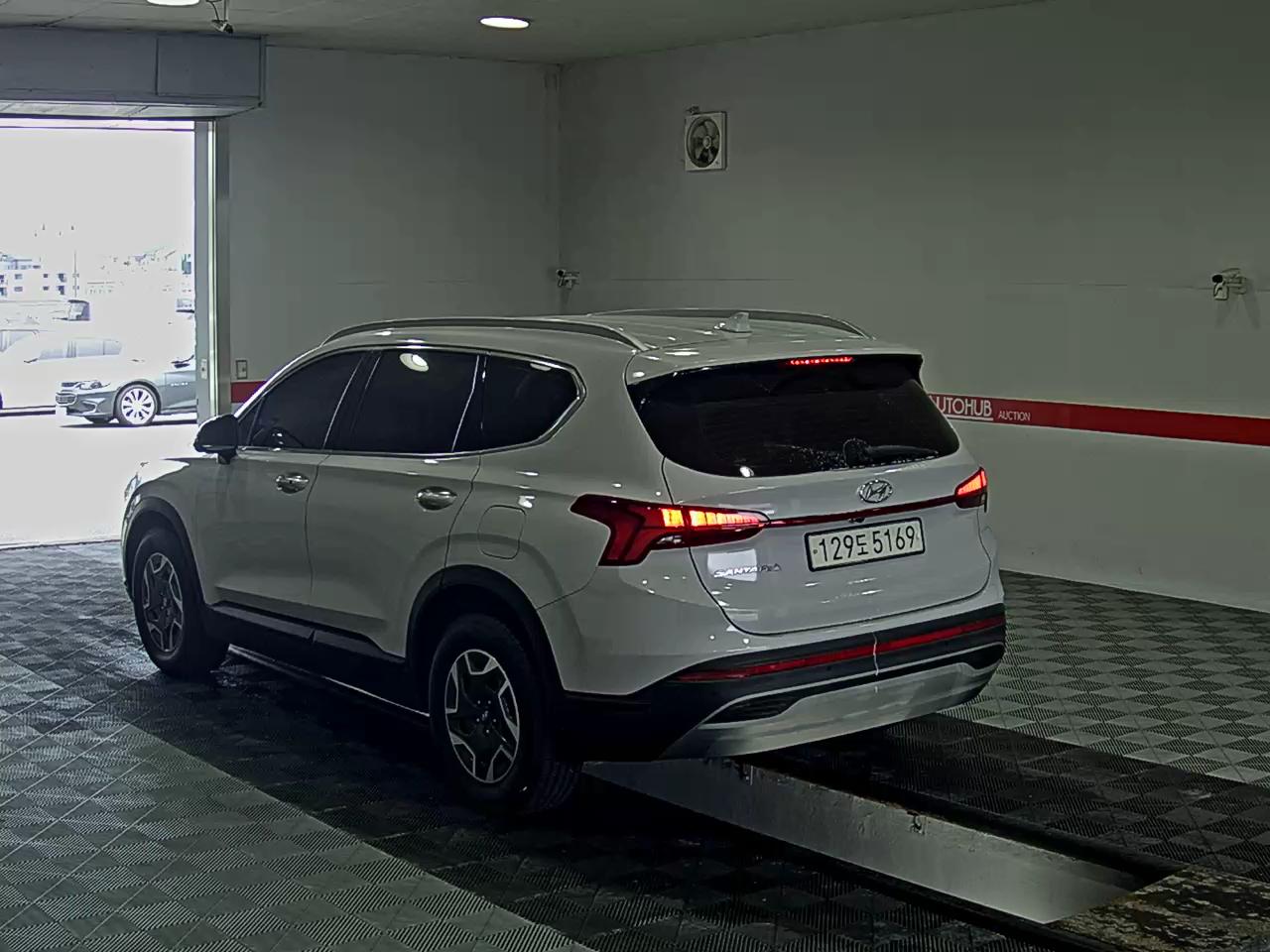 هيونداي سانتافي 2023 — صورة 2