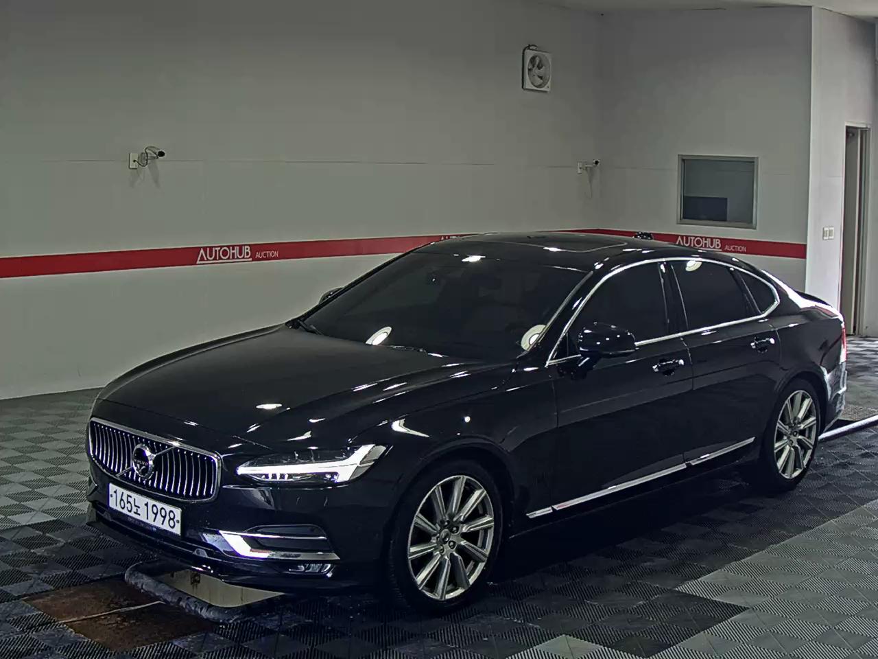 2018 - volvo s90