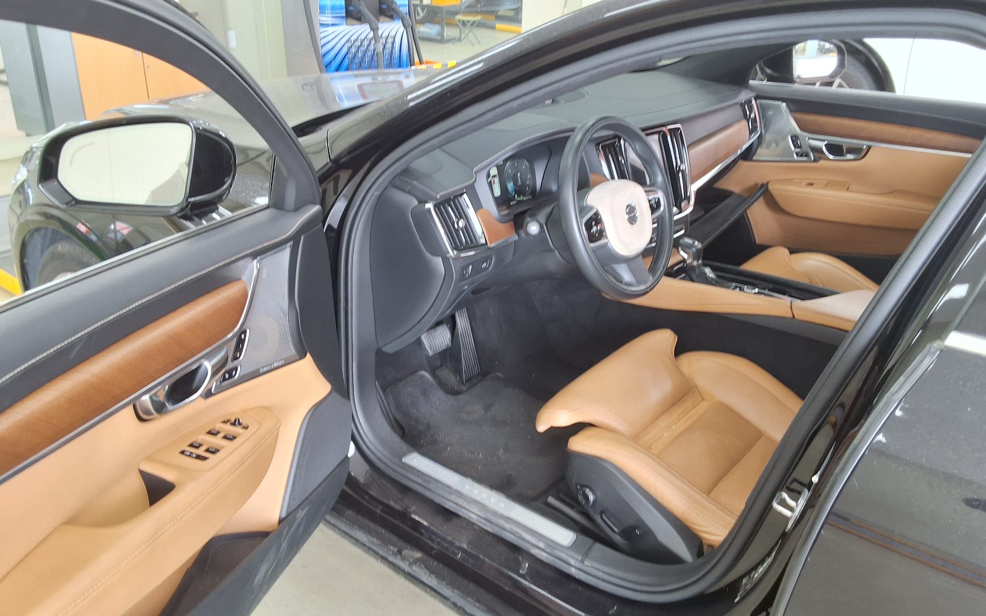 2018 - volvo s90
