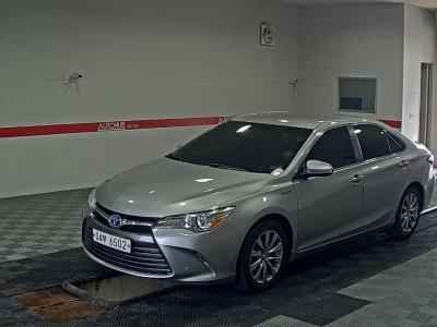 TOYOTA CAMRY (9TH GEN)