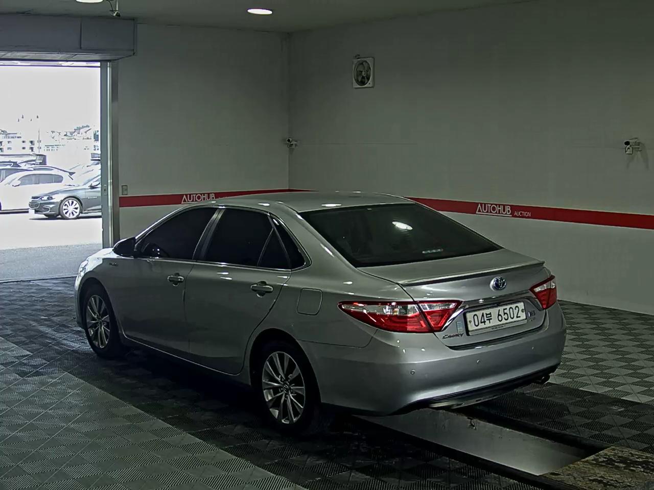2017 - toyota camry
