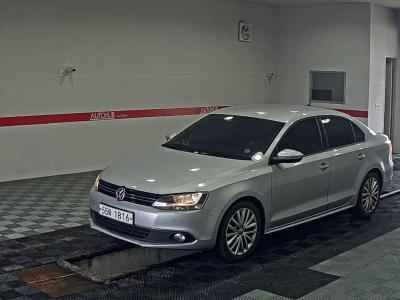 VOLKSWAGEN JETTA (6TH GEN) TDI BLUEMOTION