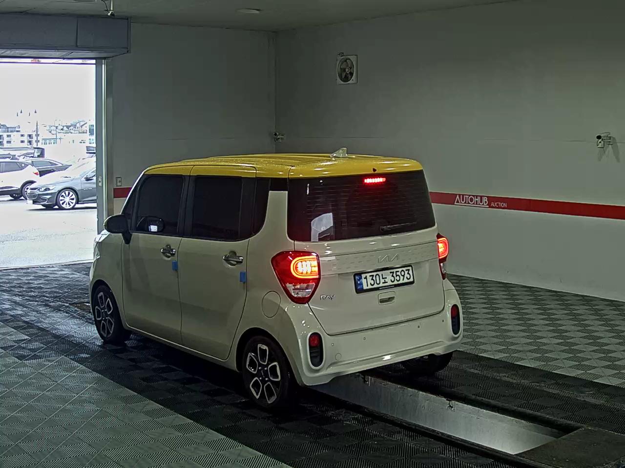2022 - kia ray