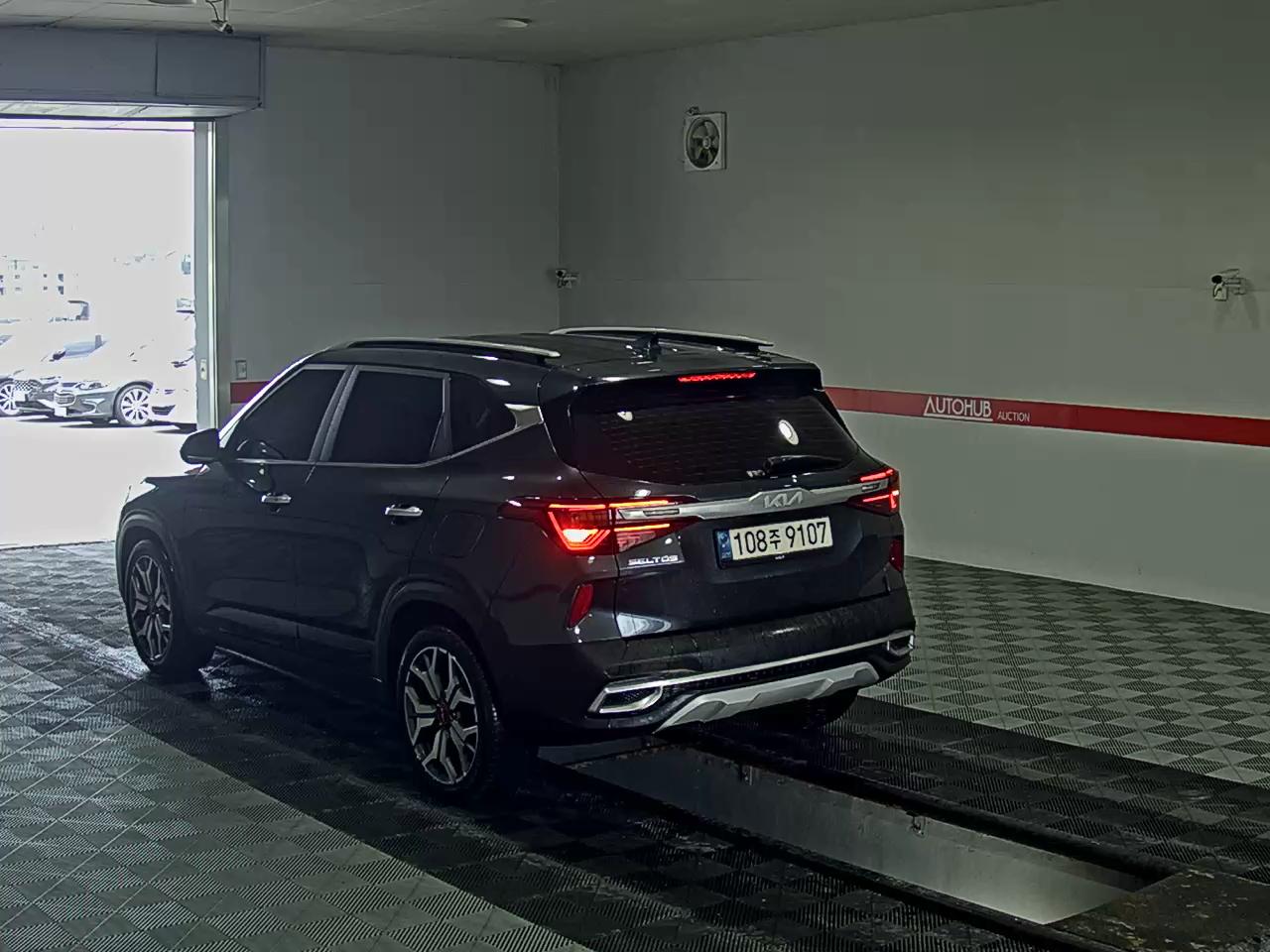 2023 - kia seltos