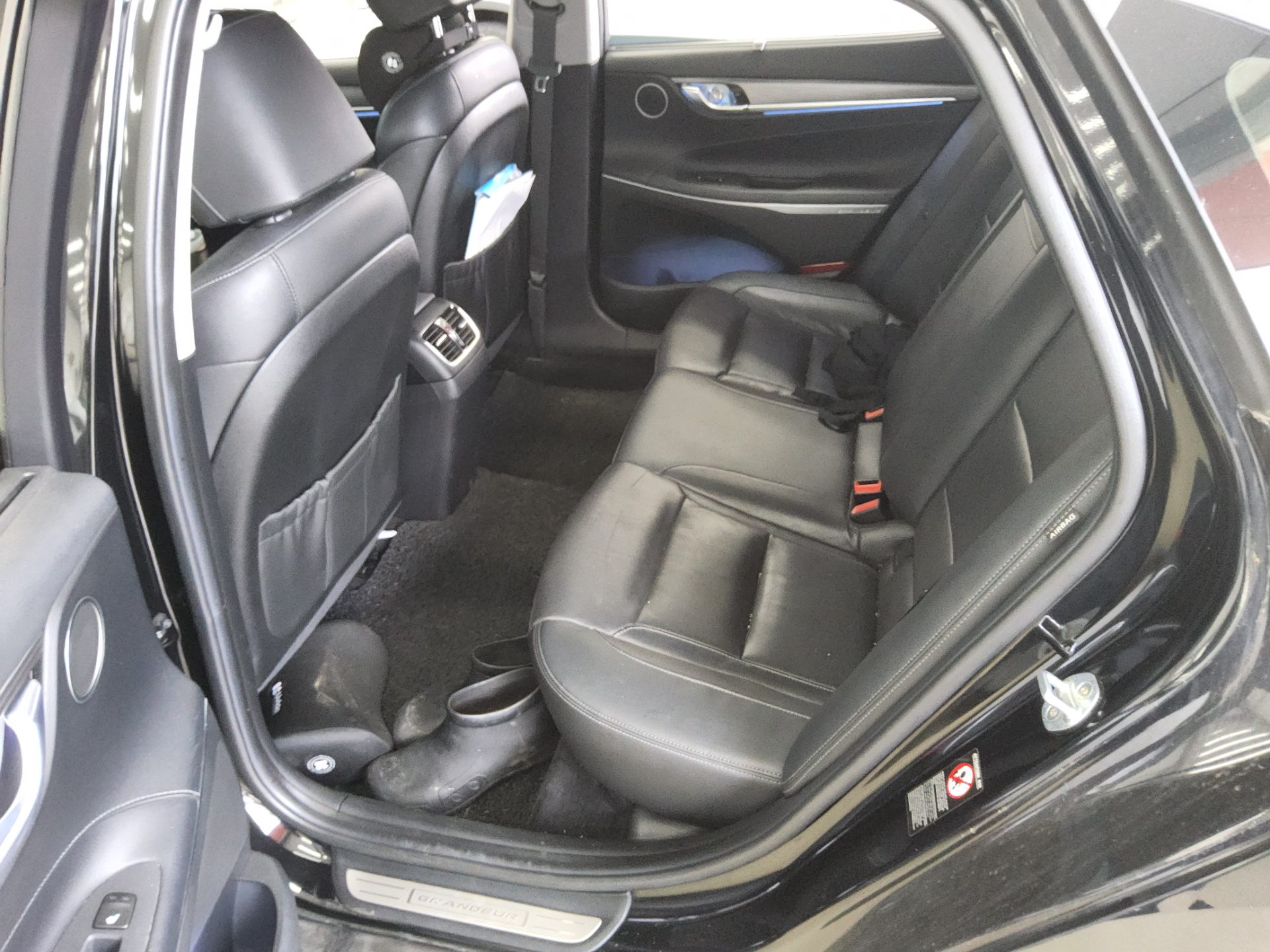 2018 - hyundai grandeur