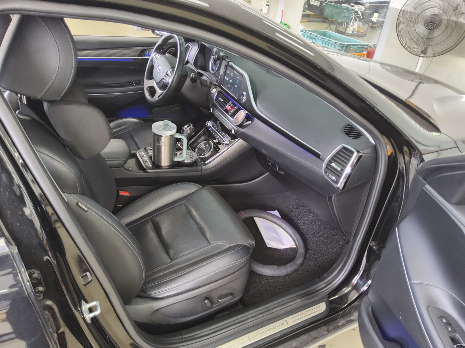 2018 - hyundai grandeur