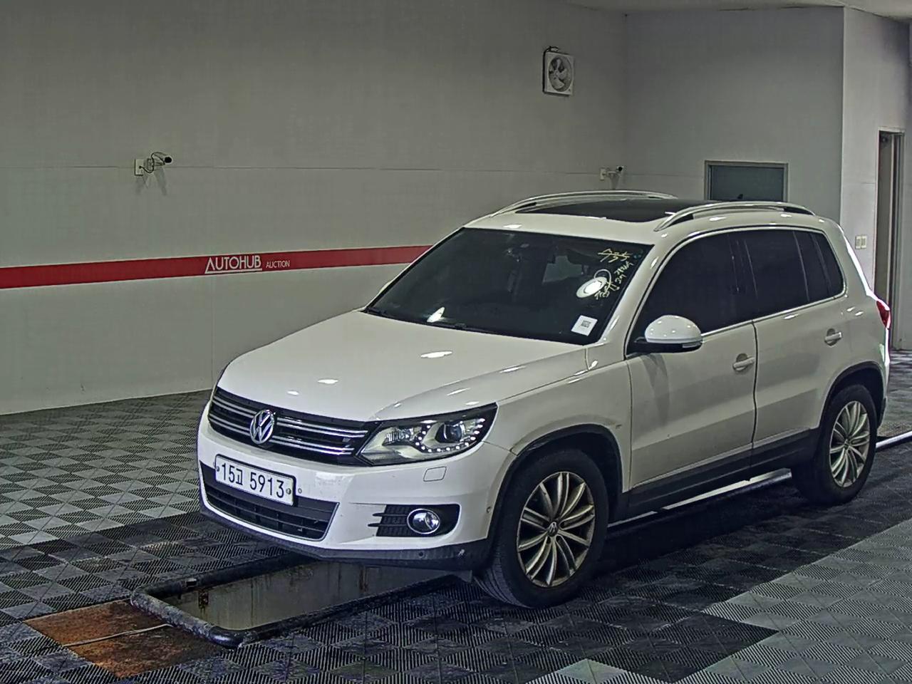 VOLKSWAGEN TIGUAN TDI BLUEMOTION