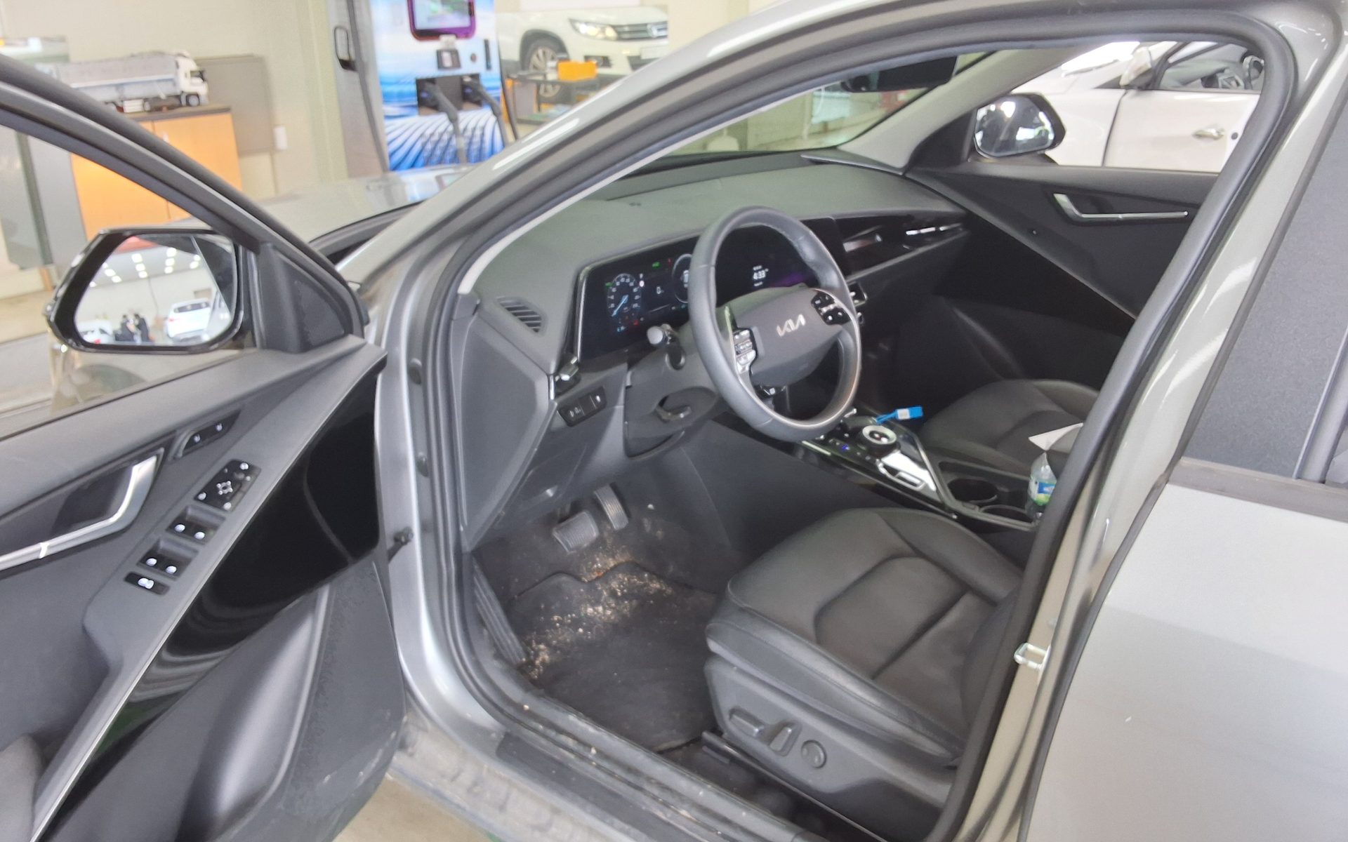 2024 - kia niro