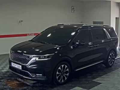 KIA CARNIVAL (KA4)
