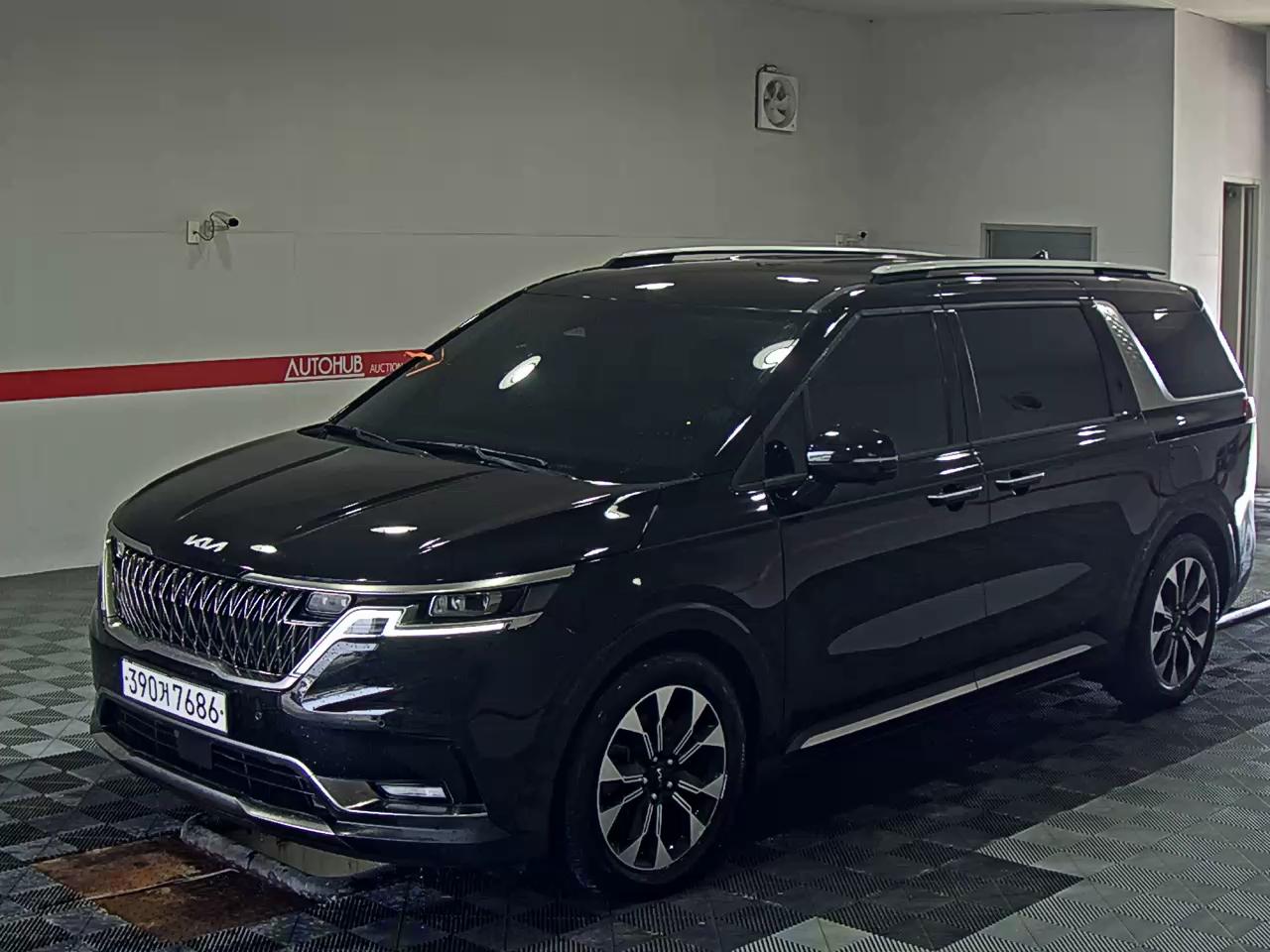 2023 - kia carnival