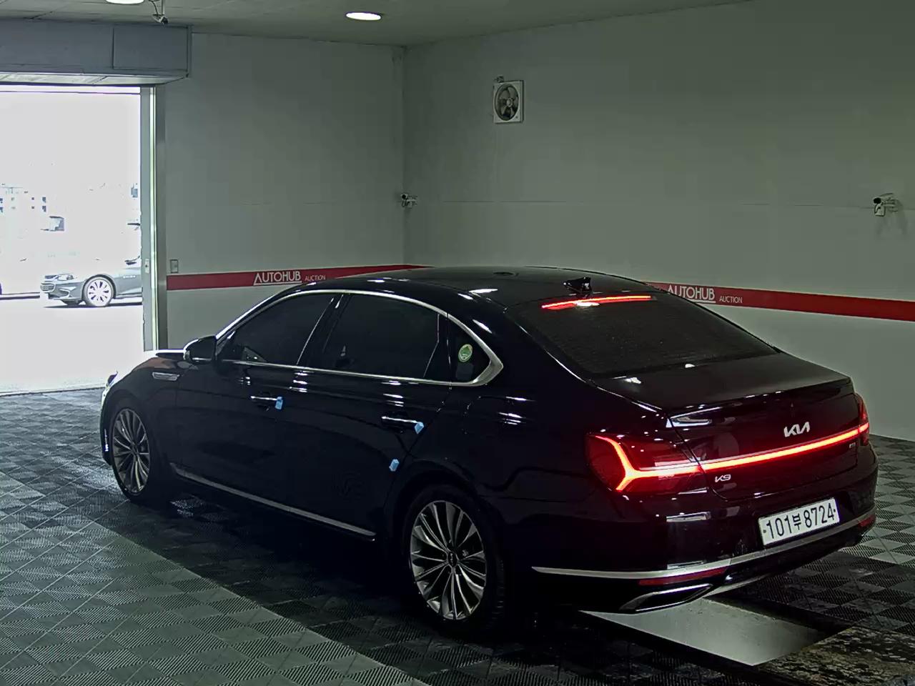 2023 - kia k9