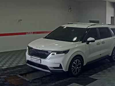 KIA CARNIVAL (KA4)