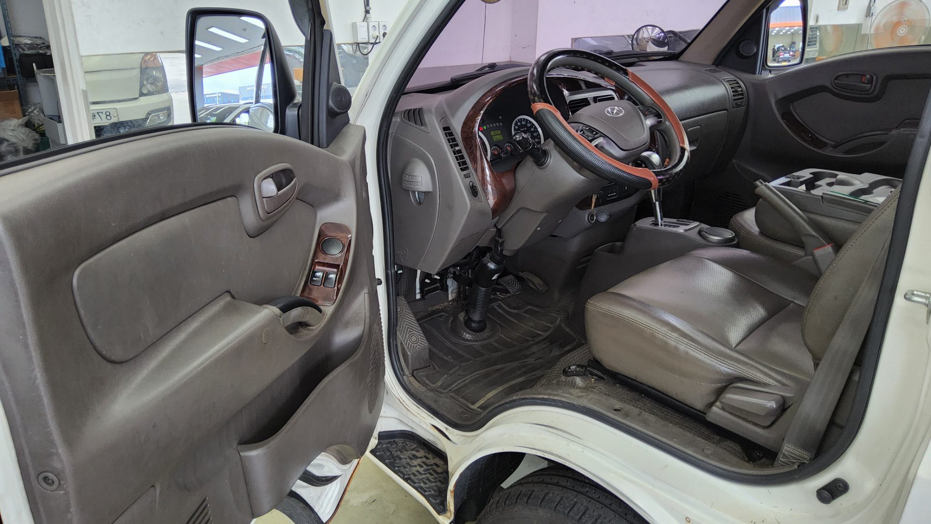 2017 - hyundai porter