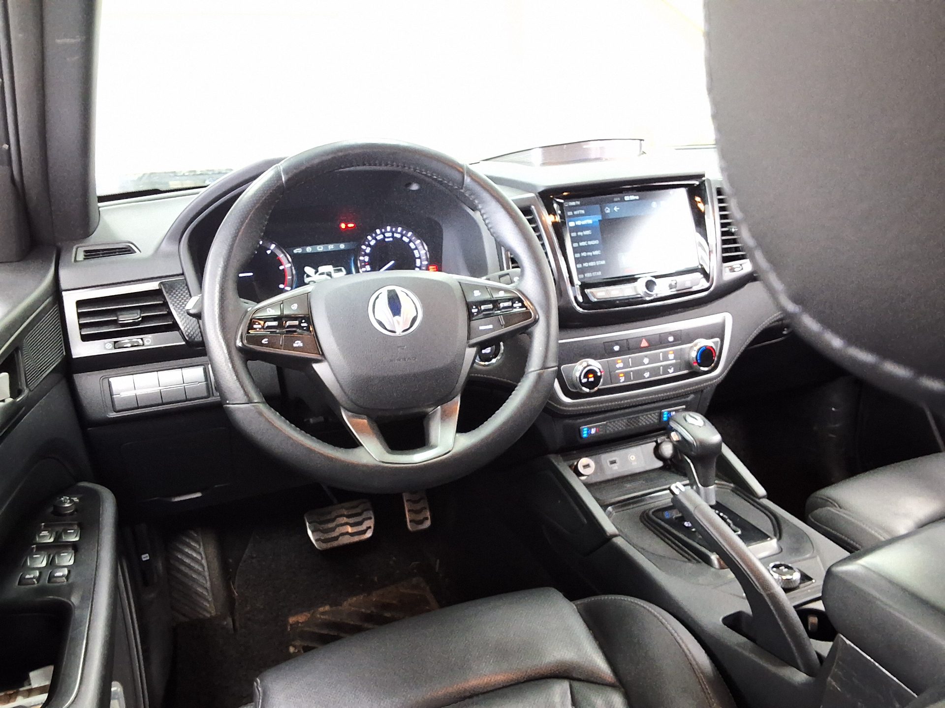 2021 - ssangyong rexton