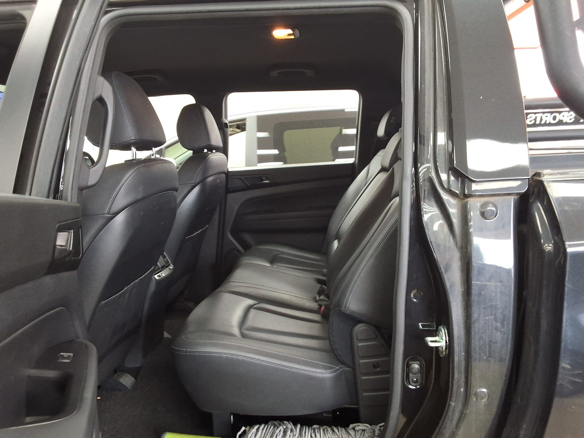 2021 - ssangyong rexton