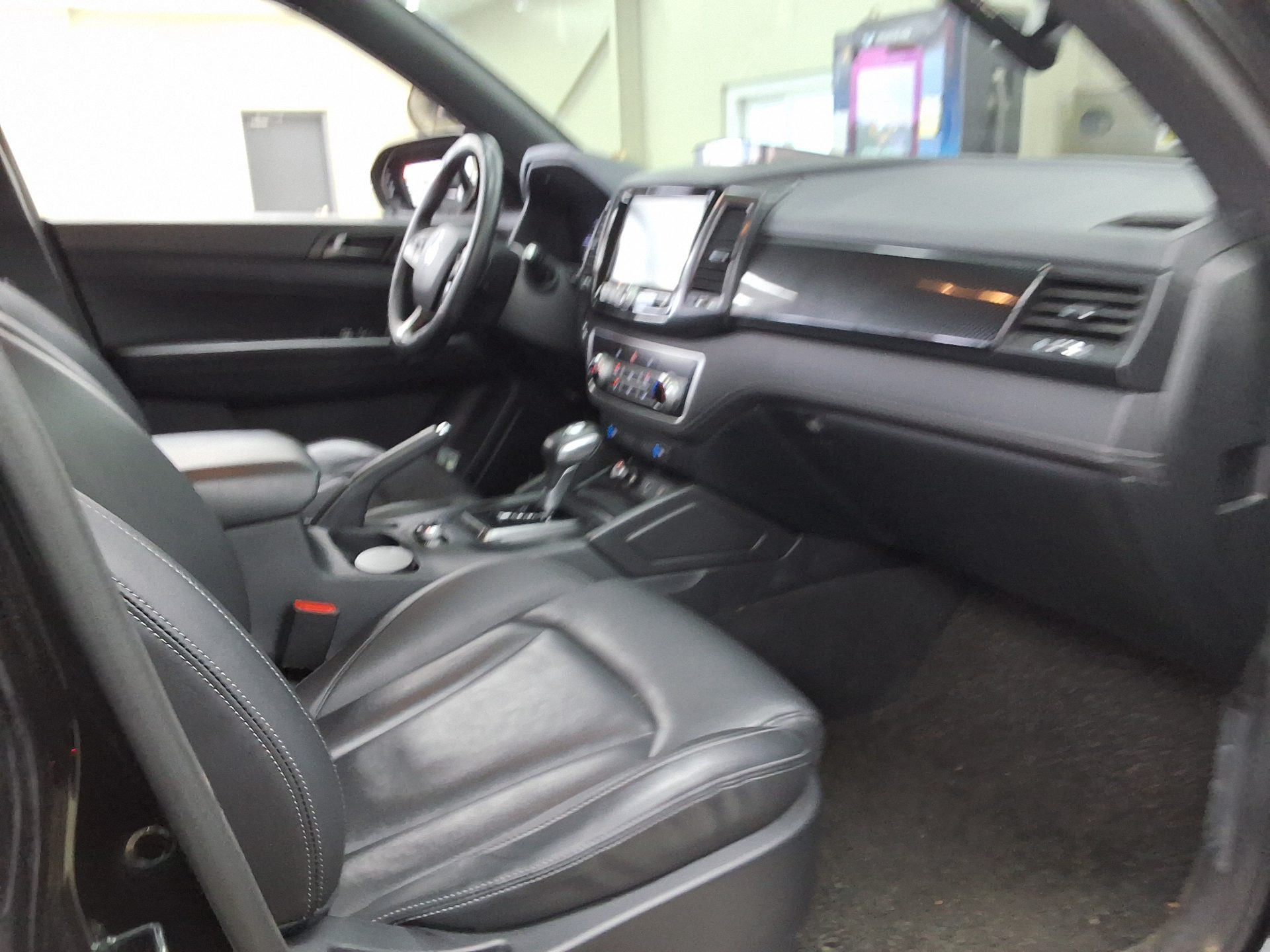 2021 - ssangyong rexton