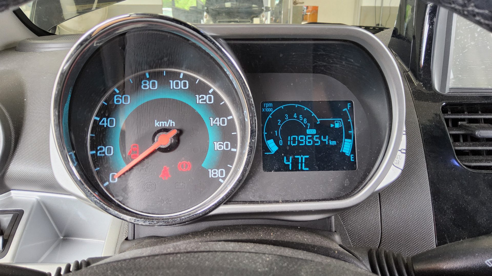 2014 - chevrolet spark