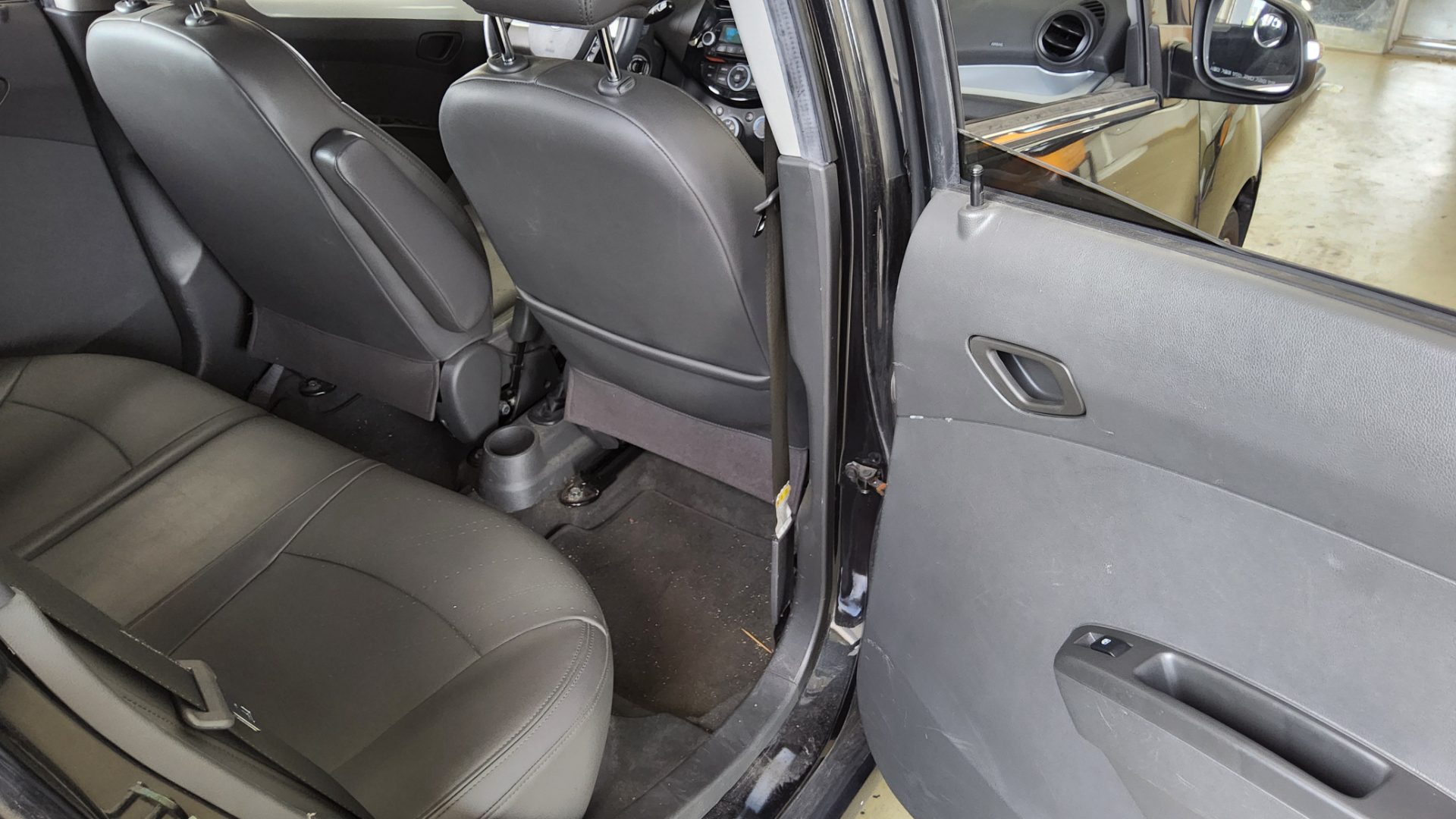 2014 - chevrolet spark