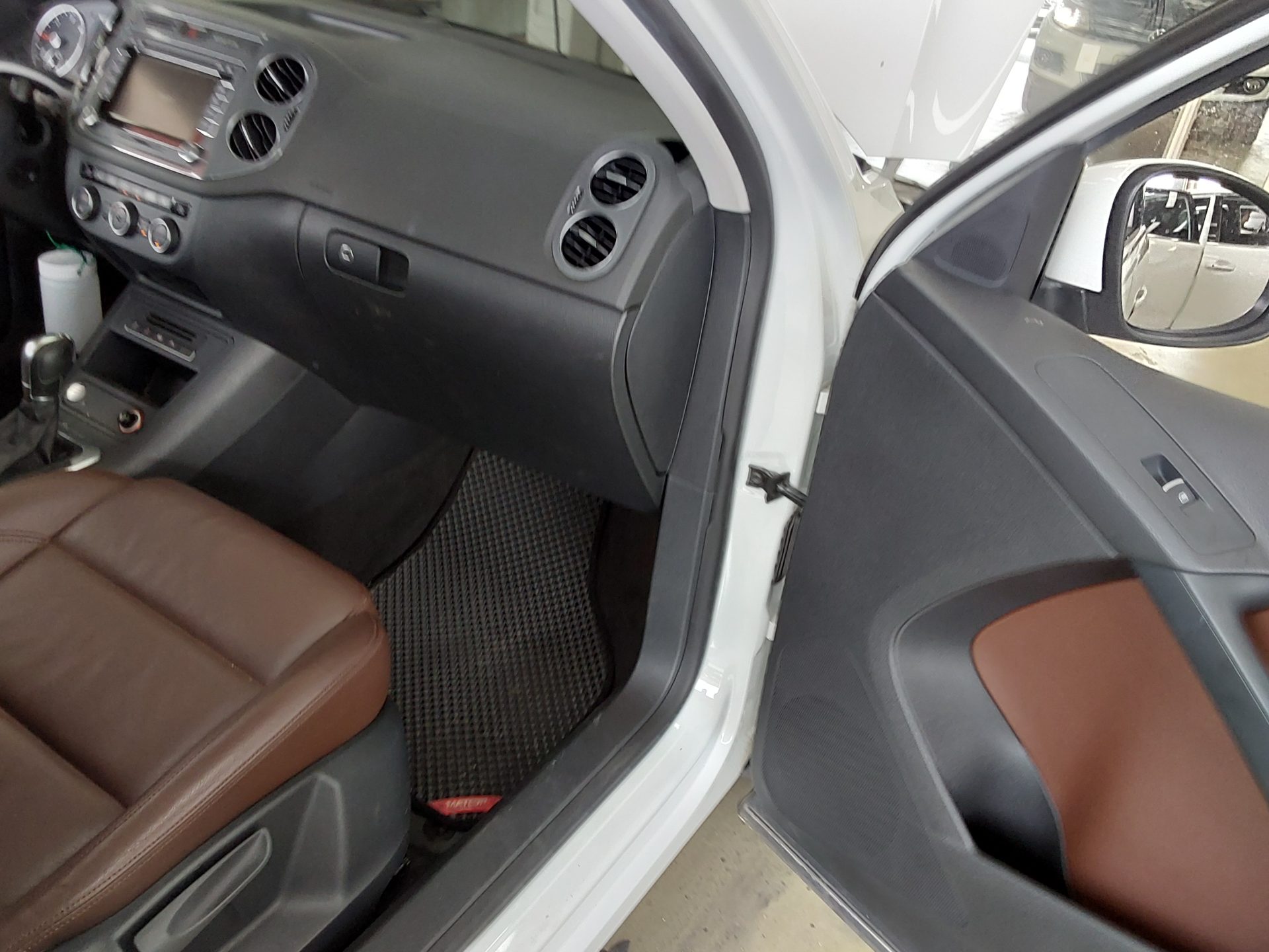 2016 - volkswagen tiguan