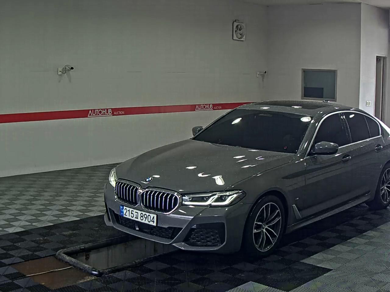 Bmw M5 2021 — صورة 1