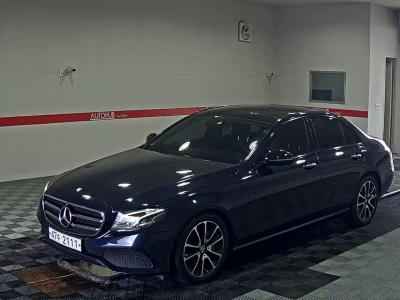 MERCEDES-BENZ CLASS (5TH GEN) E300 AVANTGARDE NIGHT PACK