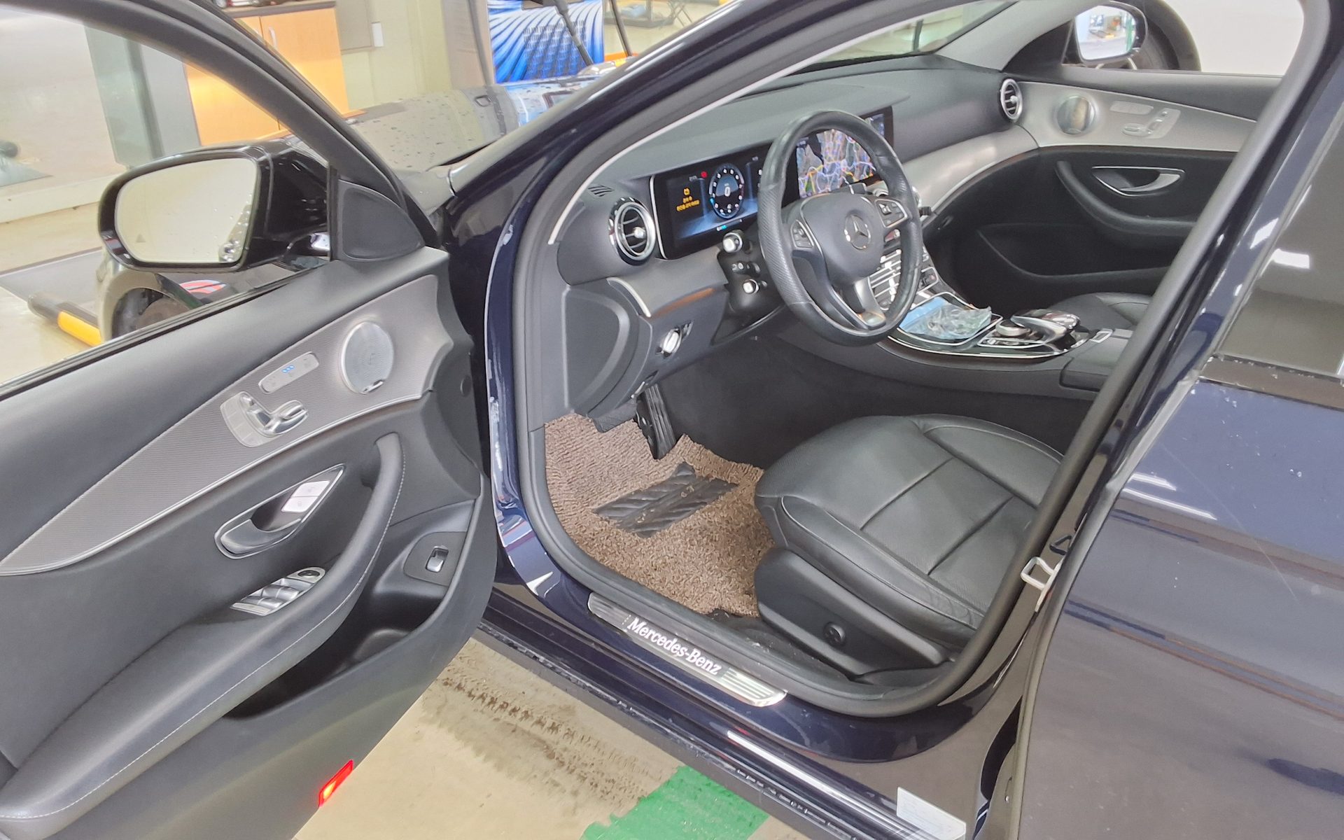 2017 - mercedes-benz e300
