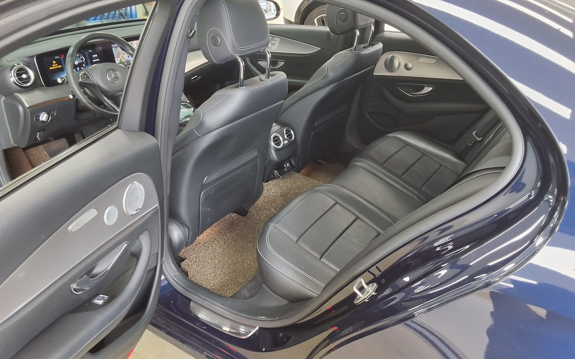 2017 - mercedes-benz e300