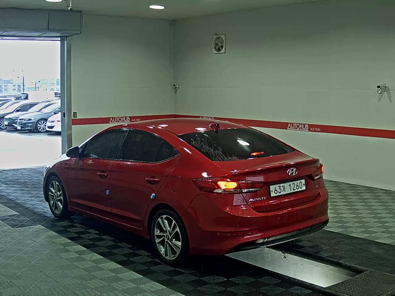 2018 - hyundai avante