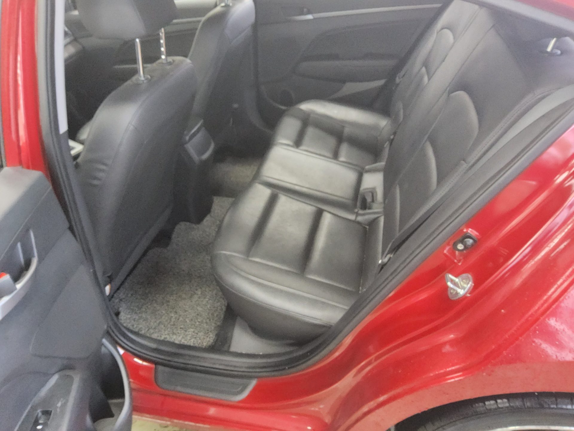 2018 - hyundai avante