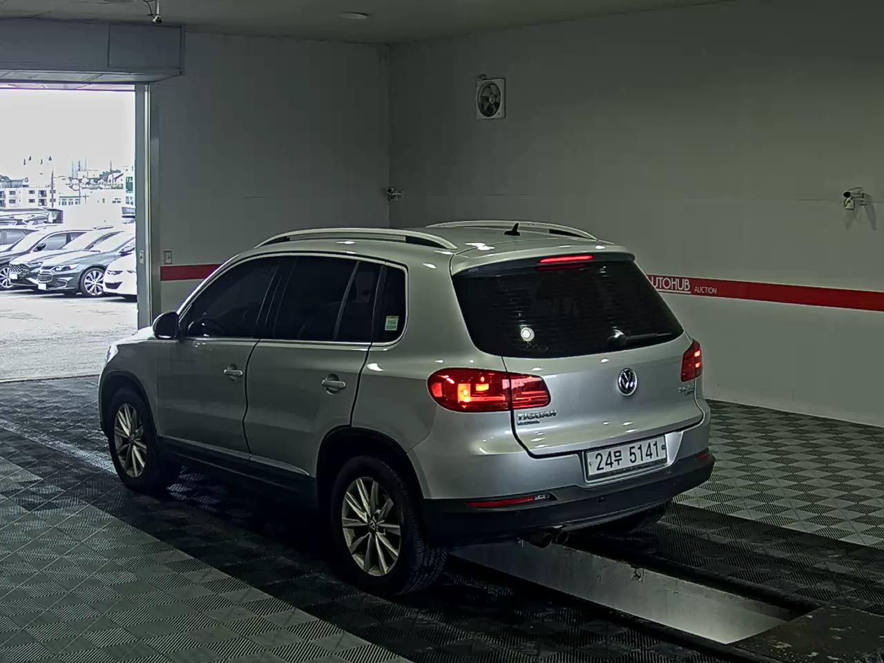 2013 - volkswagen tiguan