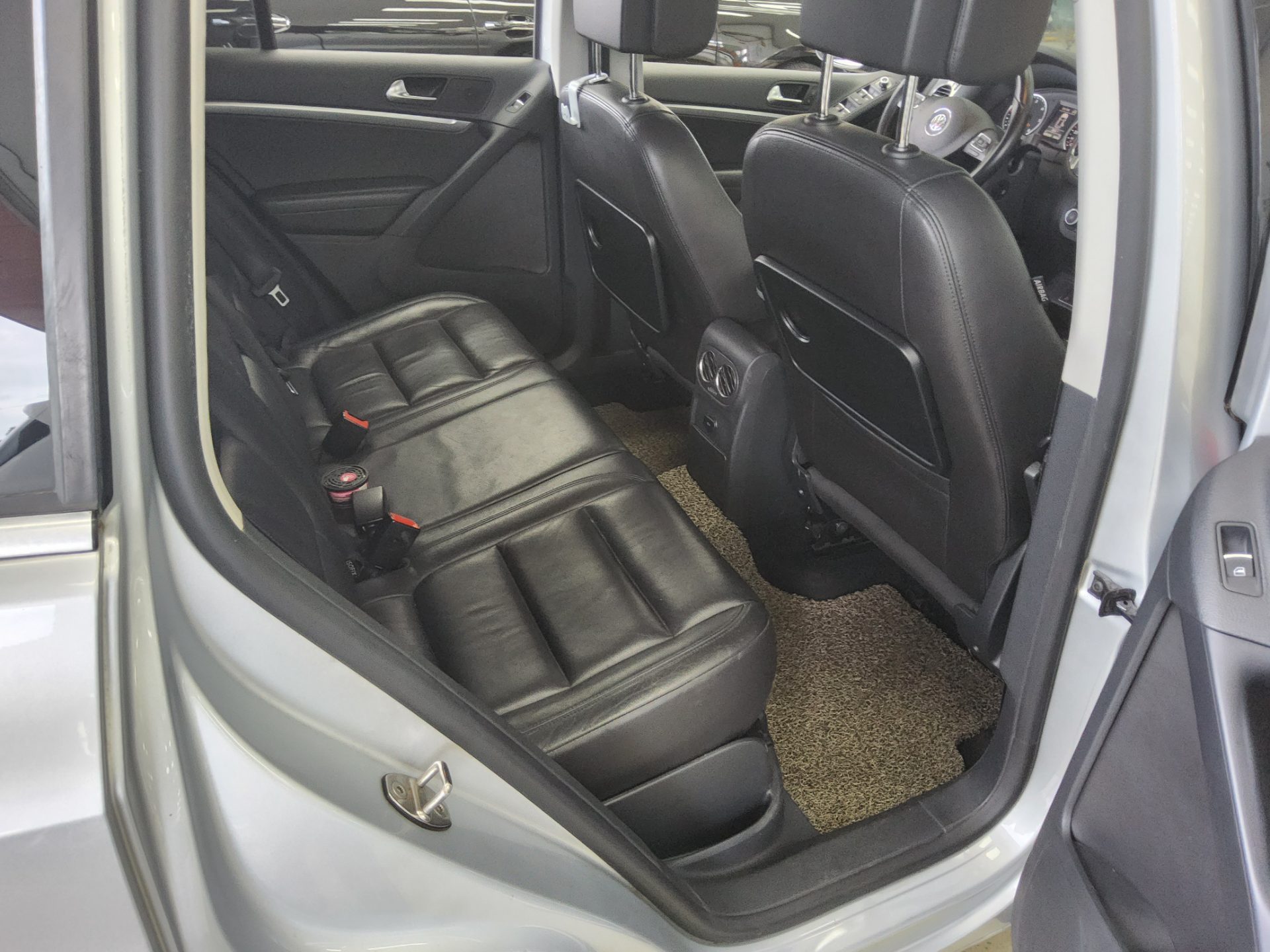 2013 - volkswagen tiguan