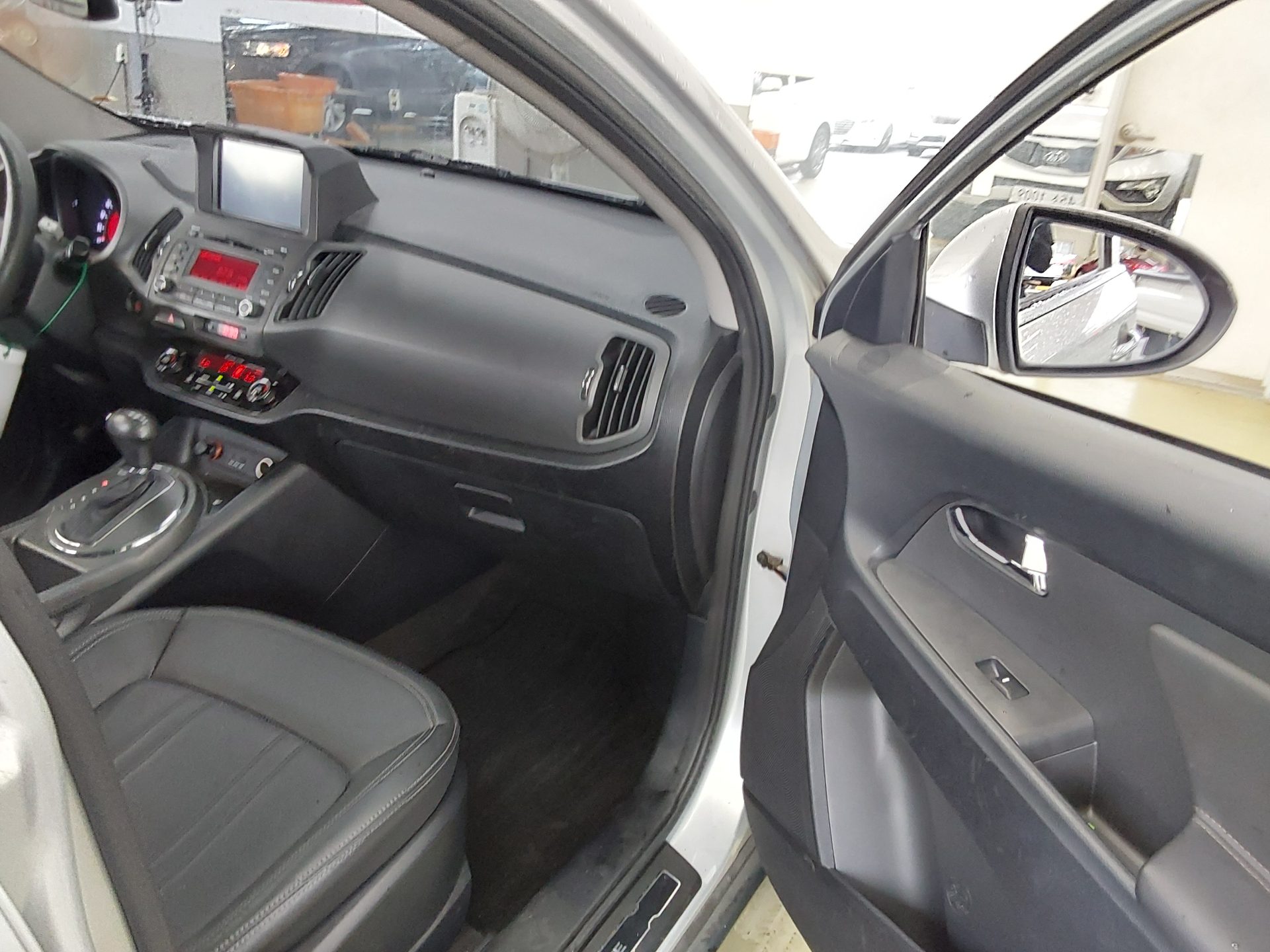 2012 - kia sportage