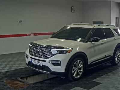 FORD EXPLORER (6TH GEN) PLATINUM