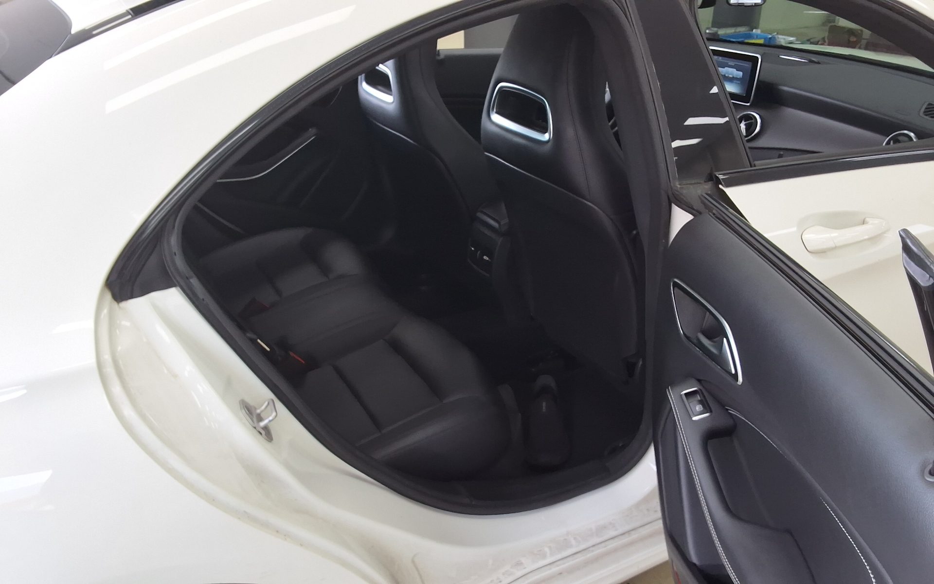 2015 - mercedes-benz cla200