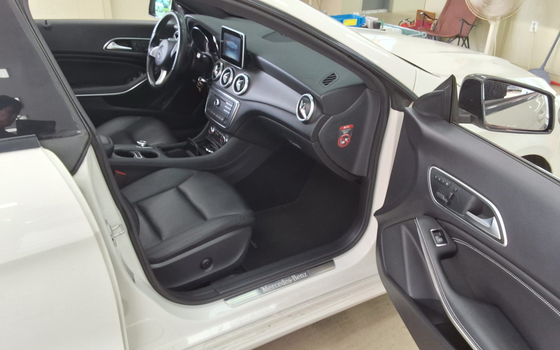 2015 - mercedes-benz cla200