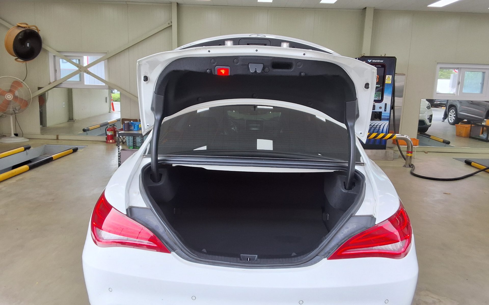 2015 - mercedes-benz cla200