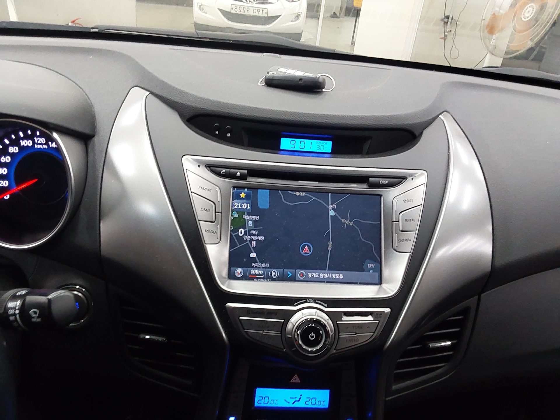 2014 - hyundai avante