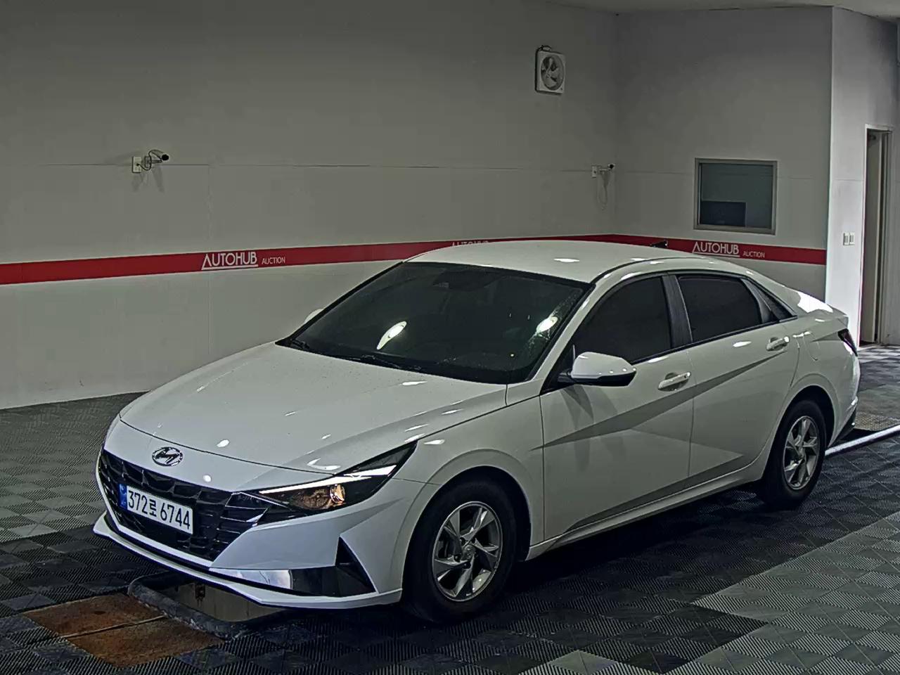 2021 - hyundai avante