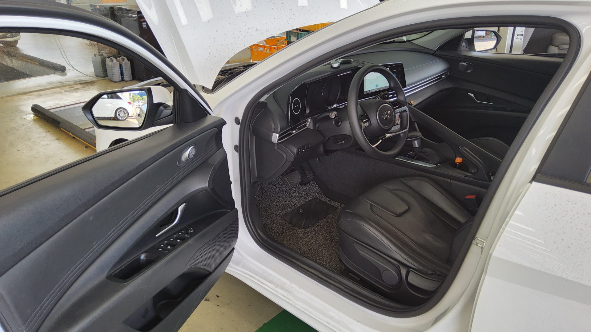 2021 - hyundai avante