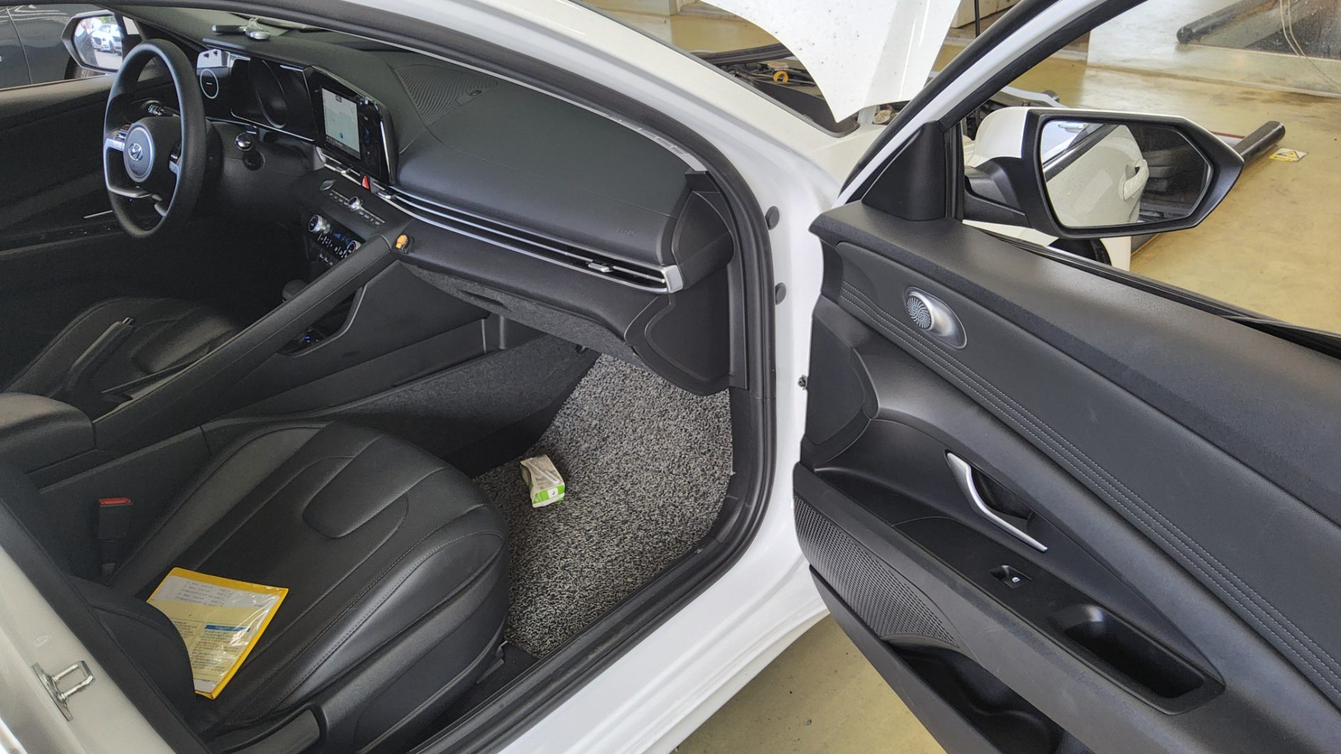 2021 - hyundai avante