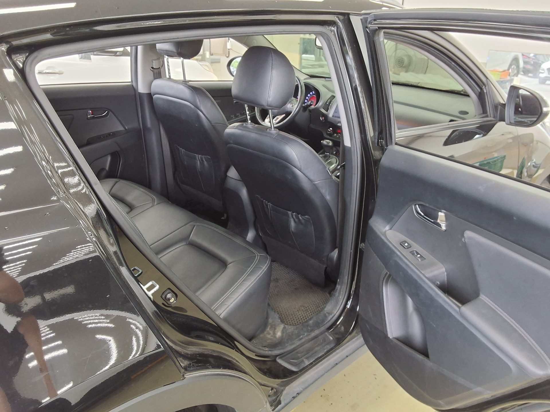2013 - kia sportage